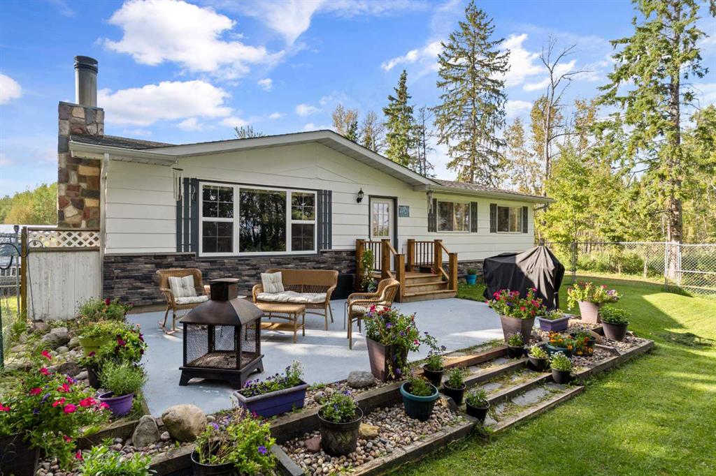 Picture of 61130 Range Road 50  , Rural Barrhead No. 11, County of Real Estate Listing