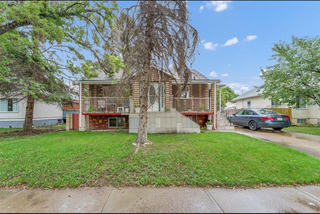 Picture of 138 3 Street NW, Medicine Hat Real Estate Listing