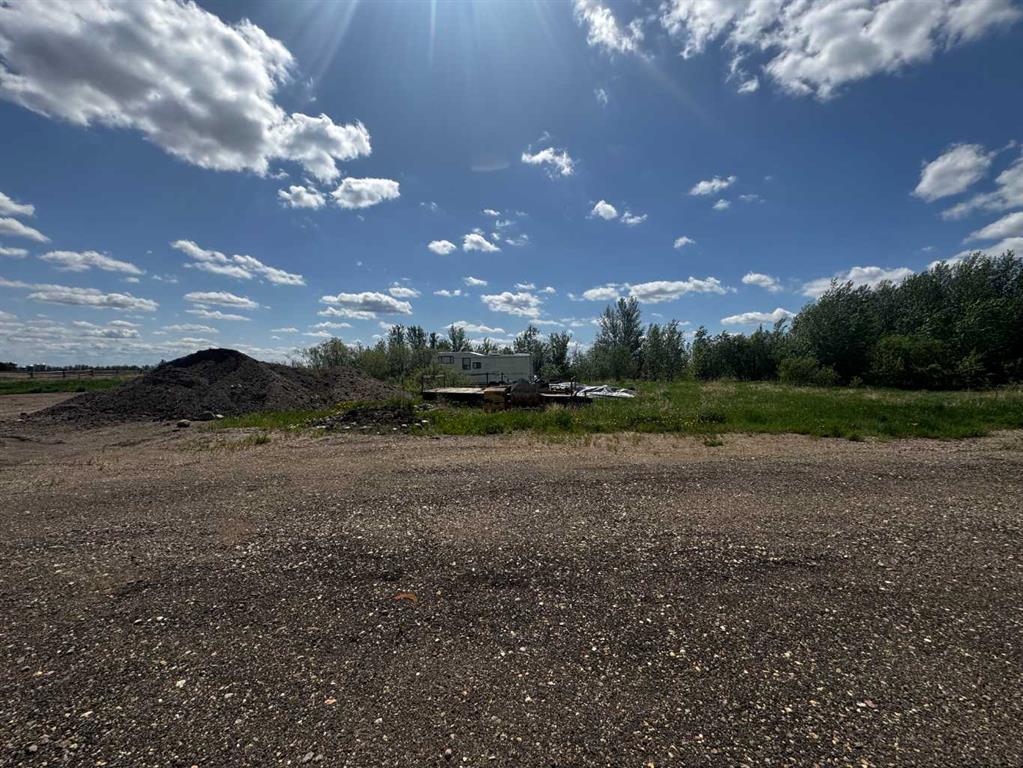 Picture of 4601-4603 49 Avenue , Dewberry Real Estate Listing