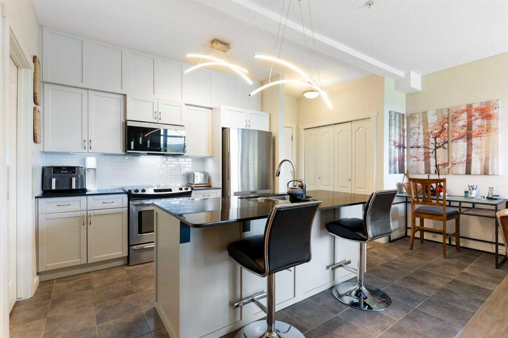 Picture of 202, 141 Mountain Street , Cochrane Real Estate Listing