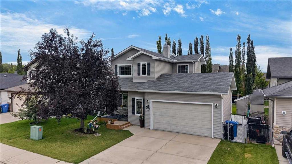 Picture of 781 Stonehaven Drive , Carstairs Real Estate Listing