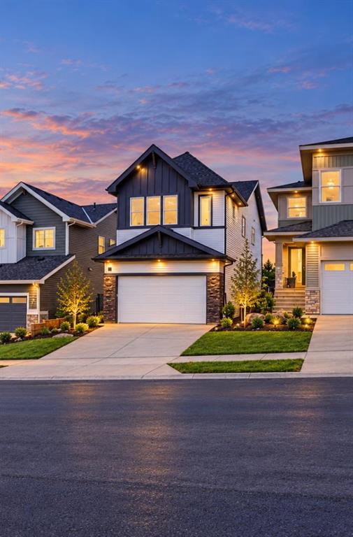 Picture of 25 Heritage Park , Cochrane Real Estate Listing
