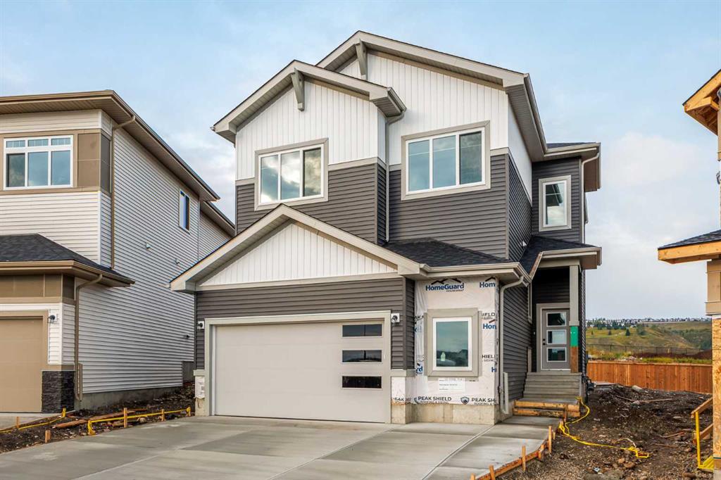 Picture of 113 Topaz Place , Cochrane Real Estate Listing