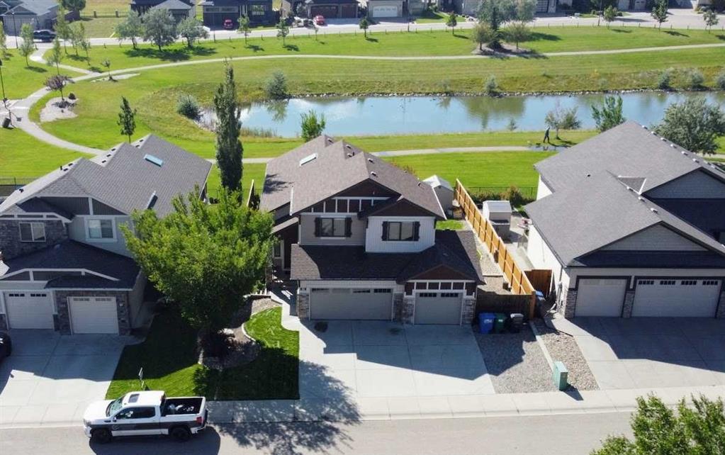Picture of 634 Canyonview Landing W, Lethbridge Real Estate Listing