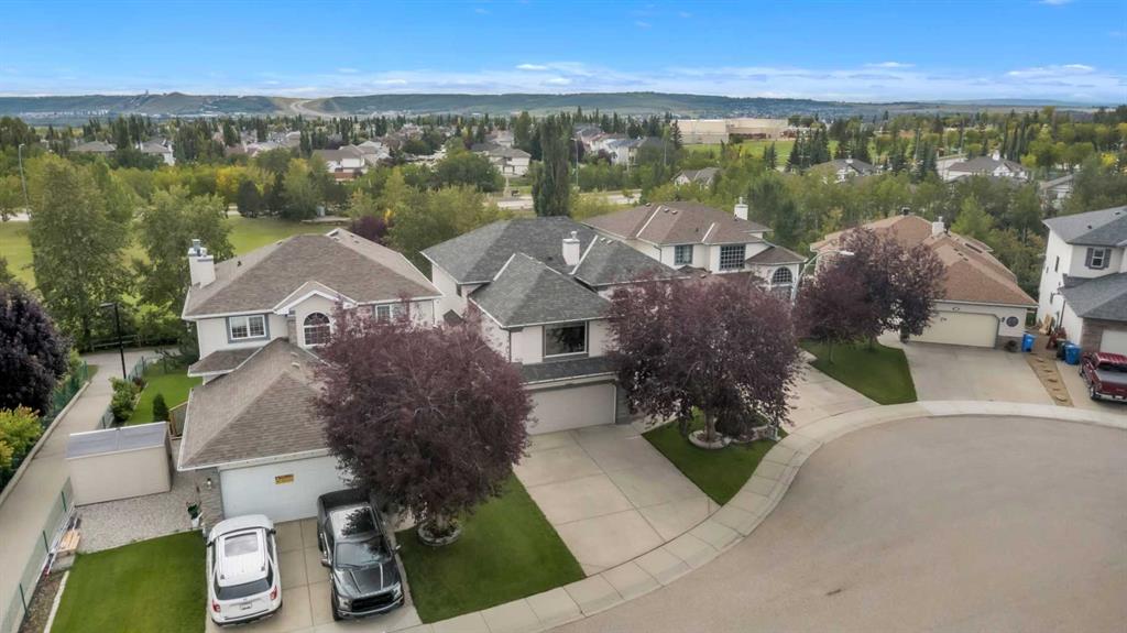 Picture of 7 Tuscarora Point NW, Calgary Real Estate Listing