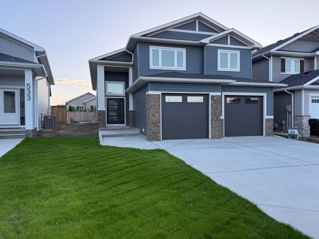 Picture of 529 Riverhills Way W, Lethbridge Real Estate Listing