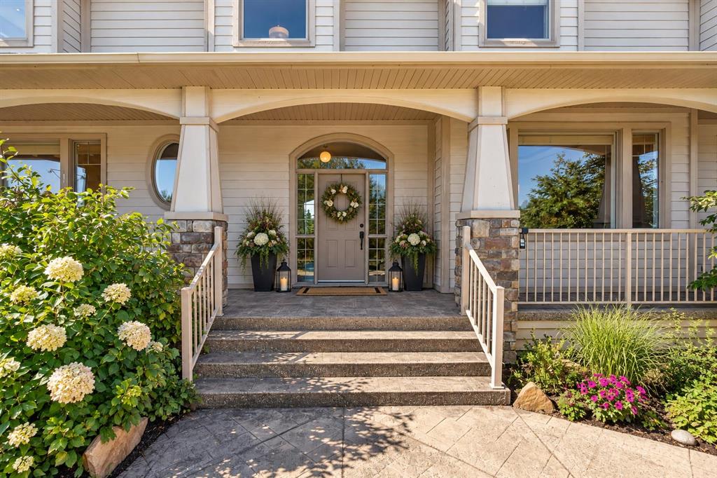 Picture of 4 Norris Coulee Loop , De Winton Real Estate Listing
