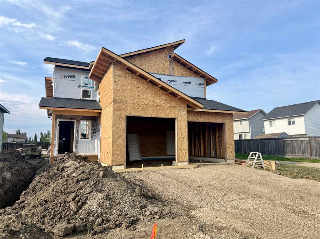 Picture of 9212 95 Avenue , Wembley Real Estate Listing