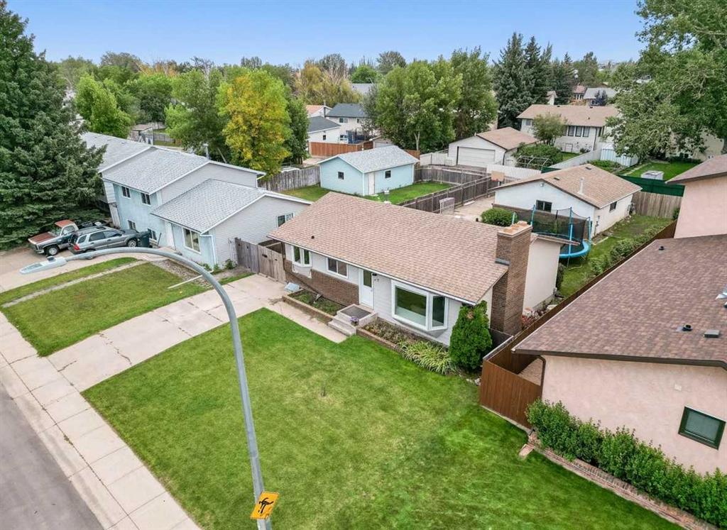 Picture of 218 McDermott Road , Coalhurst Real Estate Listing