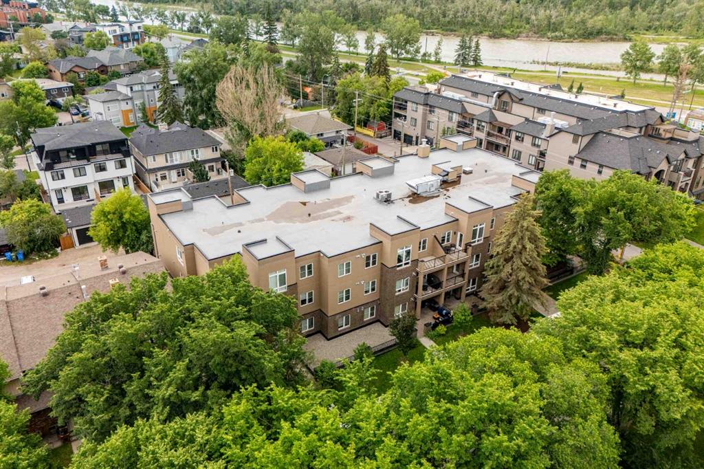 Picture of 208, 518 33 Street NW, Calgary Real Estate Listing