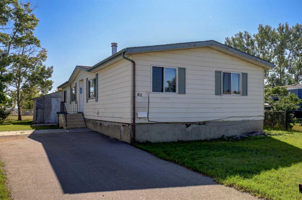 Picture of 61 Huntstrom Drive NE, Calgary Real Estate Listing