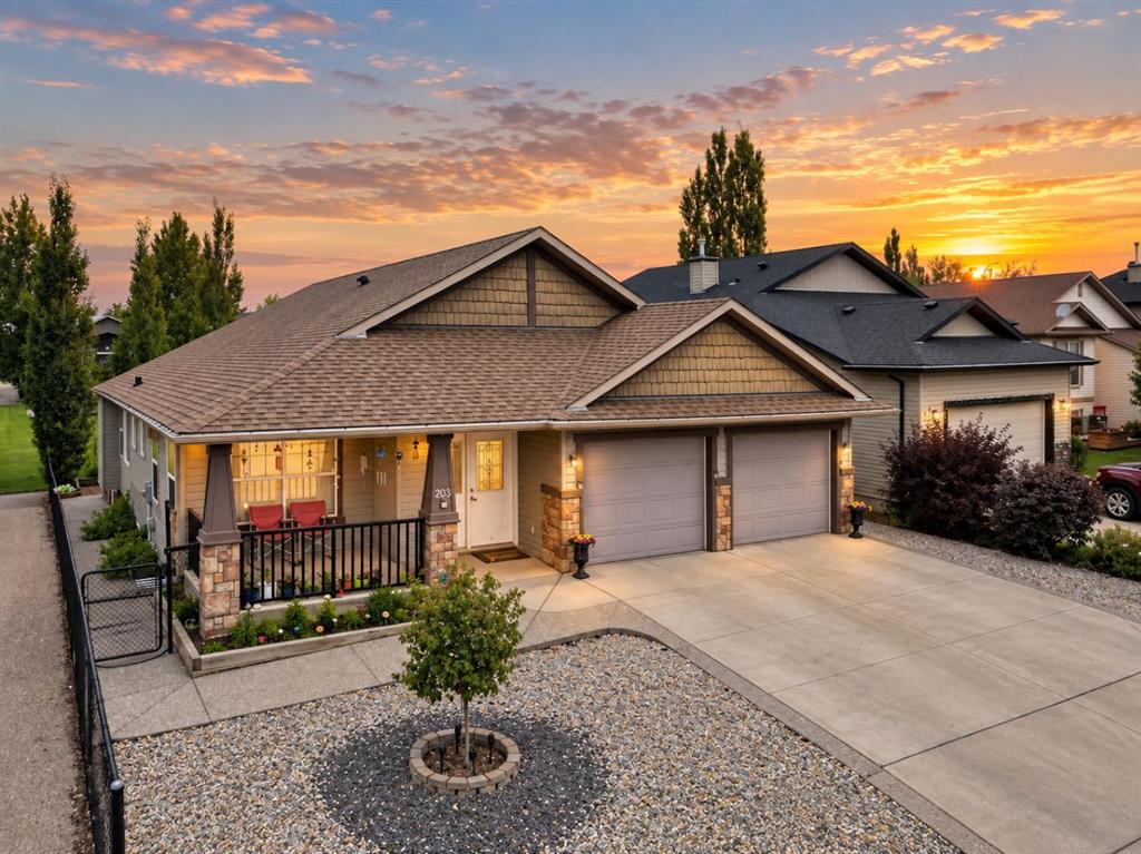 Picture of 203 Hillcrest Boulevard , Strathmore Real Estate Listing