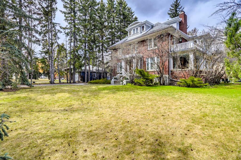 Picture of 916 Durham Avenue SW, Calgary Real Estate Listing