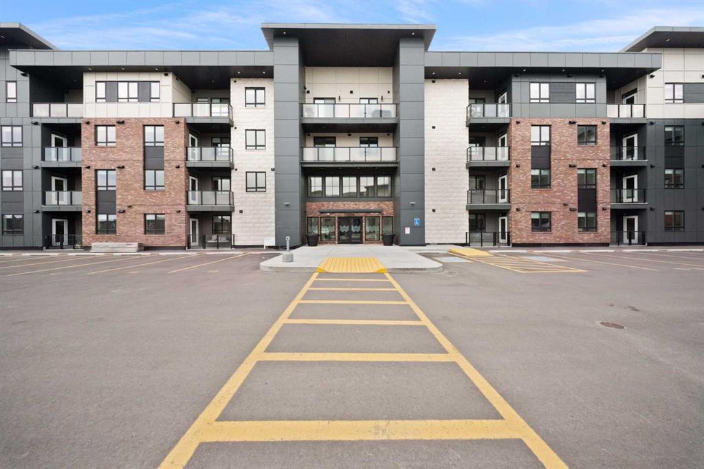 Picture of 2215, 520 Reynolds Avenue SW, Airdrie Real Estate Listing