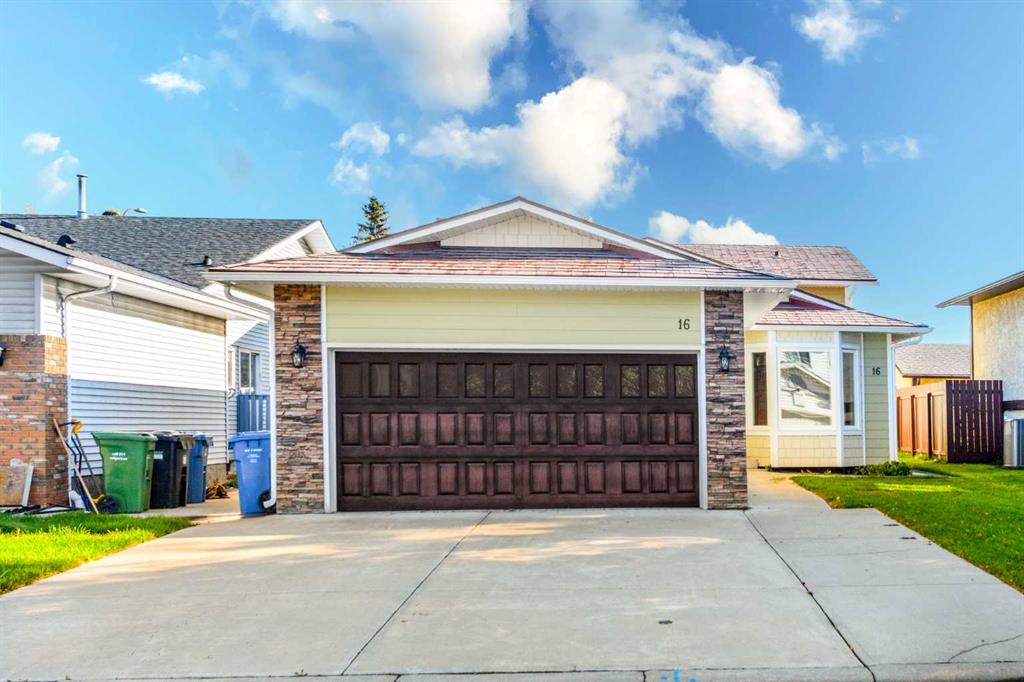 Picture of 16 DEERSAXON Circle SE, Calgary Real Estate Listing