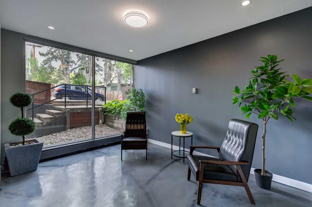 Picture of 301, 1904 10 Street SW, Calgary Real Estate Listing