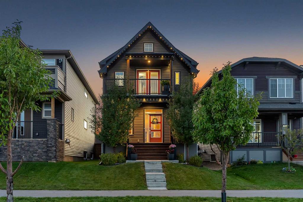 Picture of 721 Chinook Gate Lane , Airdrie Real Estate Listing