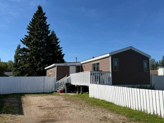 Picture of 1109 12 Avenue SE, Slave Lake Real Estate Listing