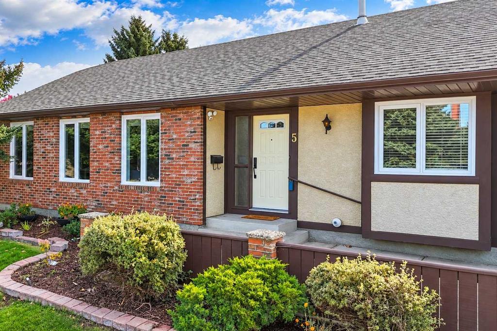 Picture of 5 Ross View Bay SE, Medicine Hat Real Estate Listing