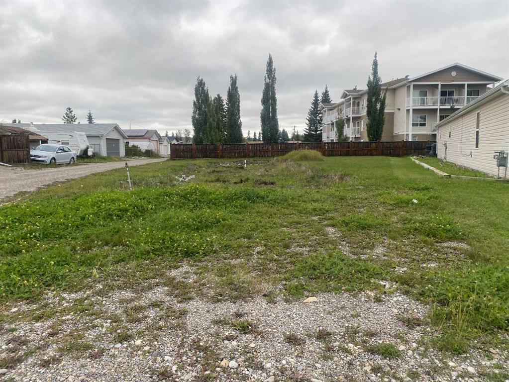 Picture of 36 Noblefern Way , Sundre Real Estate Listing