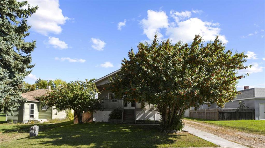 Picture of 5018 48 Street , Sedgewick Real Estate Listing