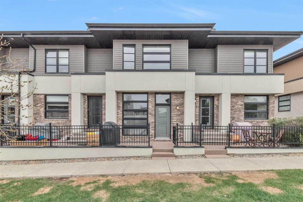 Picture of 55 Aspen Hills Green SW, Calgary Real Estate Listing
