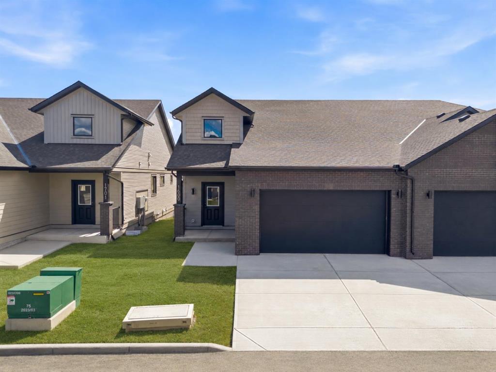 Picture of 1600, 15 Coopersfield Link SW, Airdrie Real Estate Listing