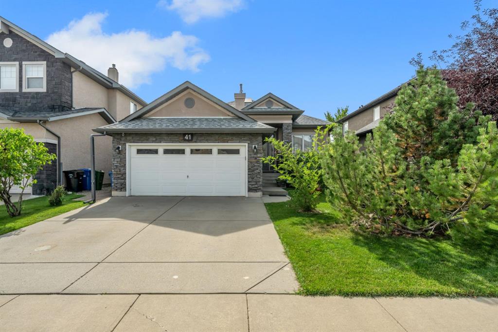 Picture of 41 Evercreek Bluffs Crescent SW, Calgary Real Estate Listing