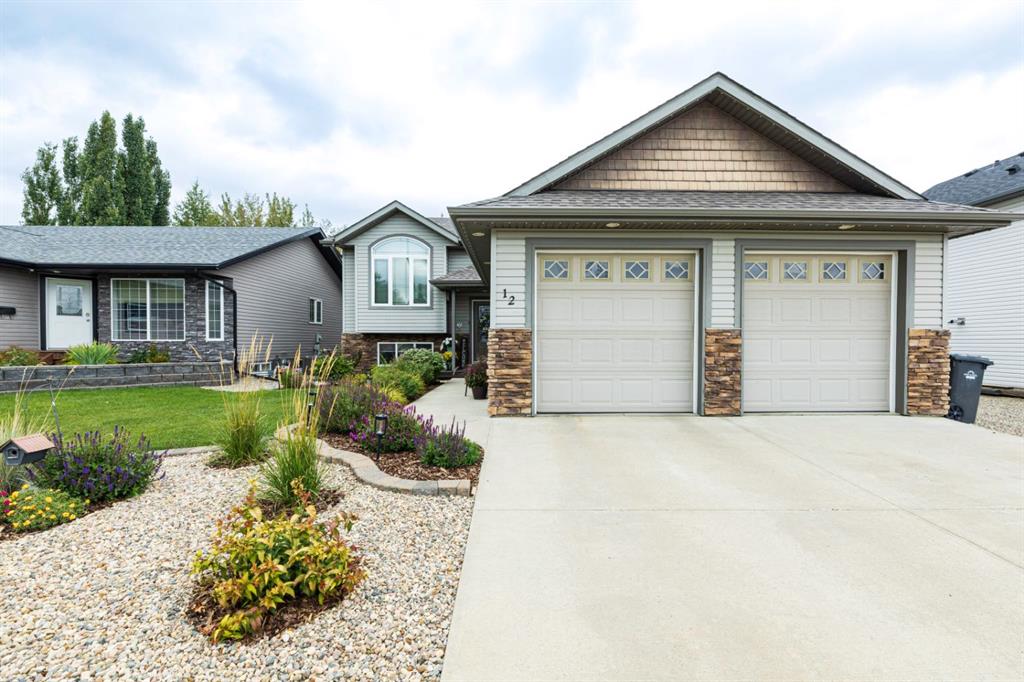 Picture of 12 Aspen Heights Way , Innisfail Real Estate Listing