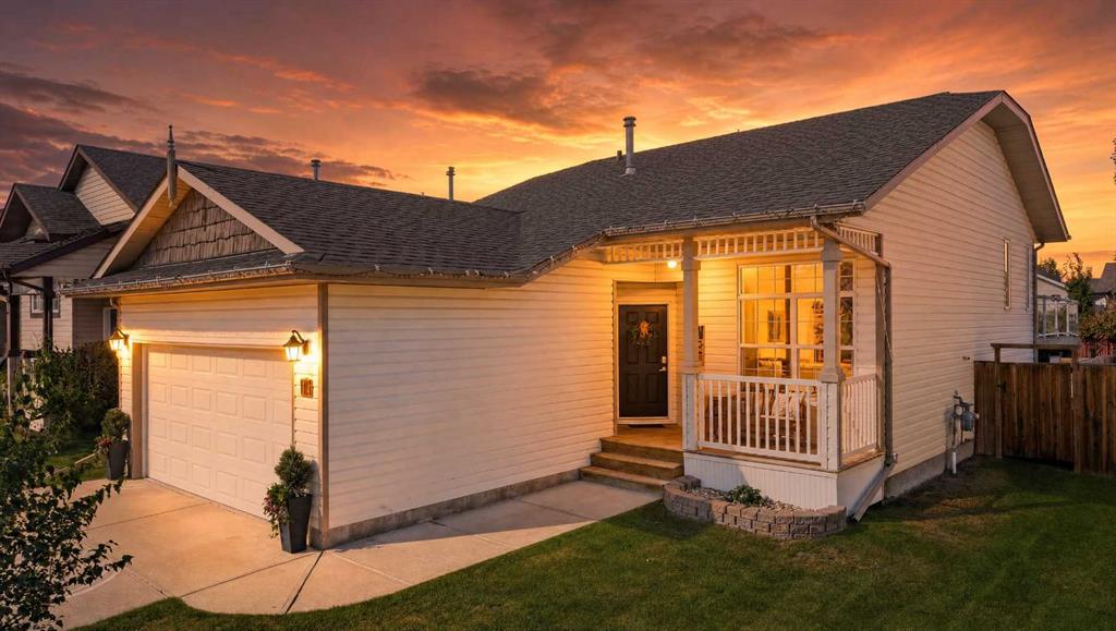 Picture of 14 Wilkinson Circle , Sylvan Lake Real Estate Listing