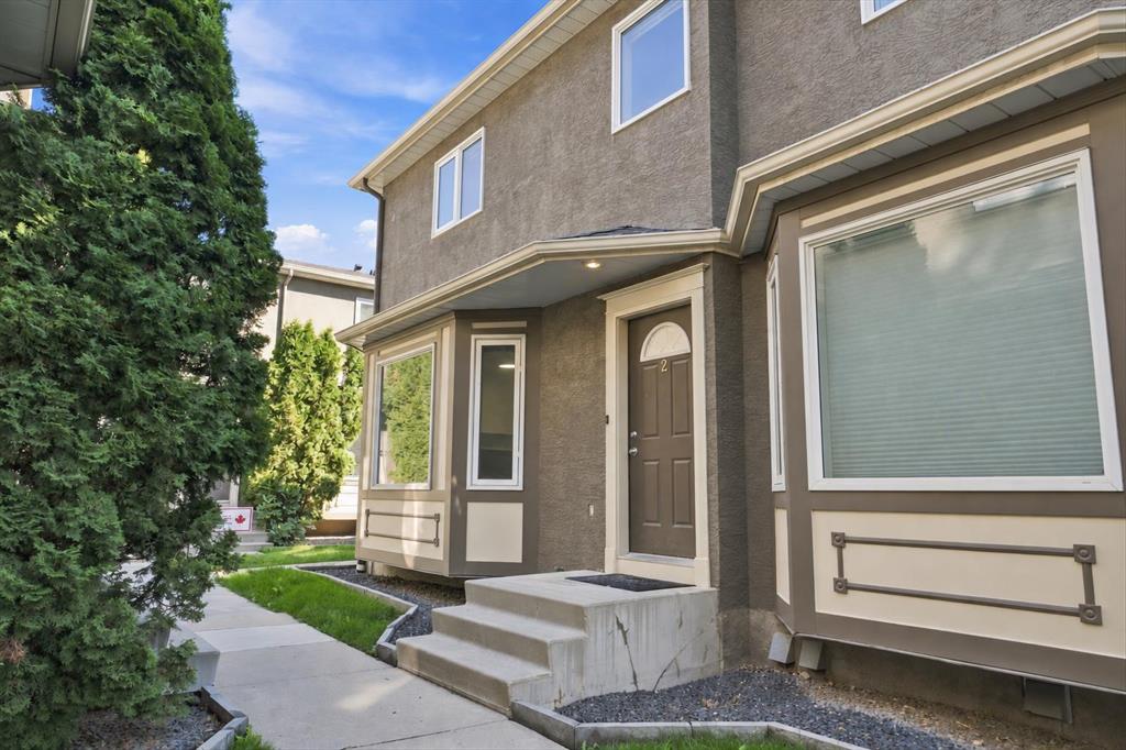 Picture of 2, 2132 35 Avenue SW, Calgary Real Estate Listing