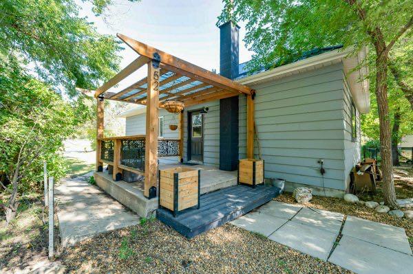Picture of 52 3 Street E, Drumheller Real Estate Listing