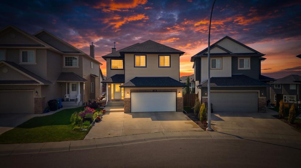 Picture of 154 Saddleland Close NE, Calgary Real Estate Listing