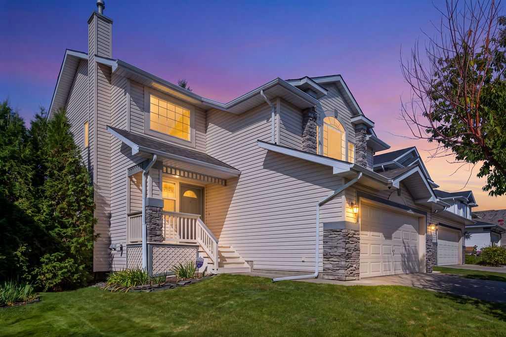 Picture of 472 Douglas Glen Point SE, Calgary Real Estate Listing