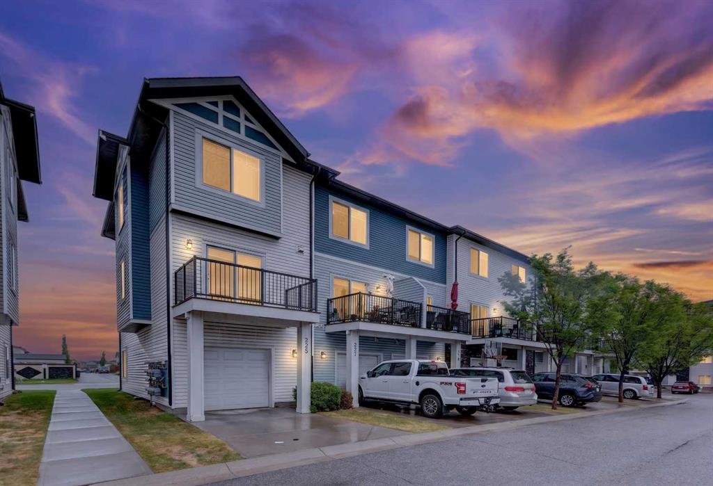 Picture of 337 Taralake Way NE, Calgary Real Estate Listing
