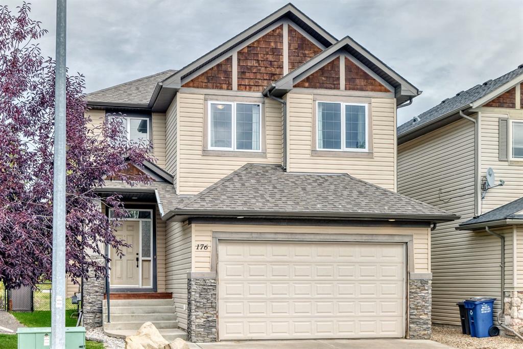 Picture of 176 Sunset Circle , Cochrane Real Estate Listing