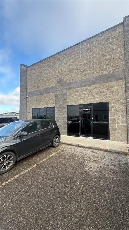Picture of 5, 542 39 Street N, Lethbridge Real Estate Listing