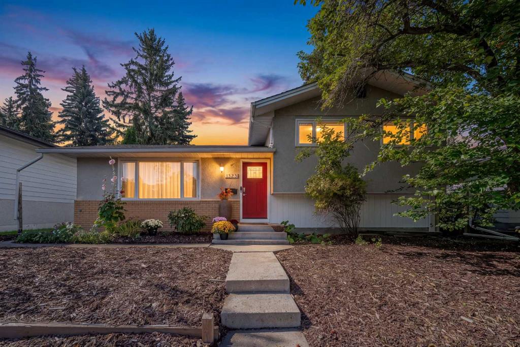Picture of 1323 University Drive NW, Calgary Real Estate Listing