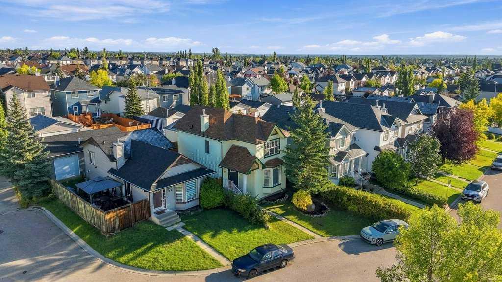 Picture of 334 Bridlewood Court SW, Calgary Real Estate Listing