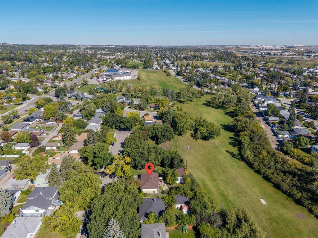 Picture of 5428 Centre A Street NE, Calgary Real Estate Listing