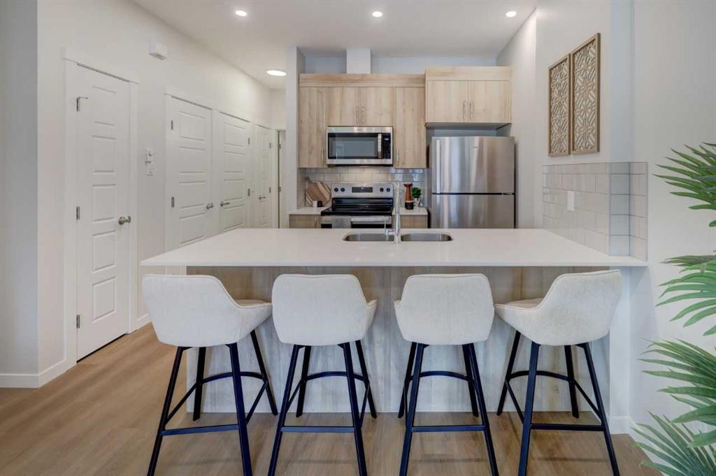 Picture of 113, 155 Crimson Ridge Place NW, Calgary Real Estate Listing