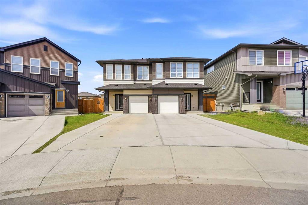 Picture of 121 Carringvue Park NW, Calgary Real Estate Listing