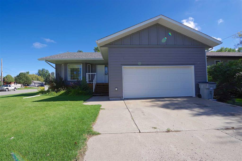 Picture of 509 1 Street E, Barnwell Real Estate Listing