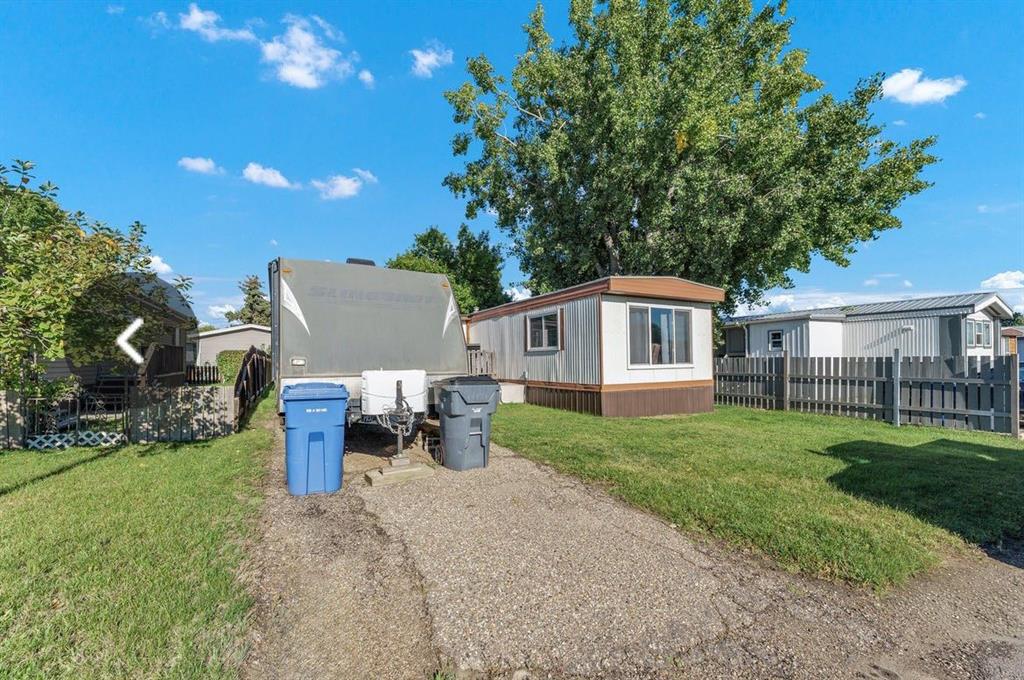 Picture of 82 Anson Avenue SW, Medicine Hat Real Estate Listing