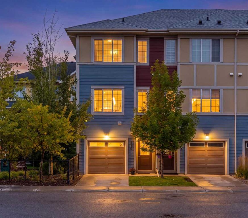 Picture of 304 Marquis Lane SE, Calgary Real Estate Listing