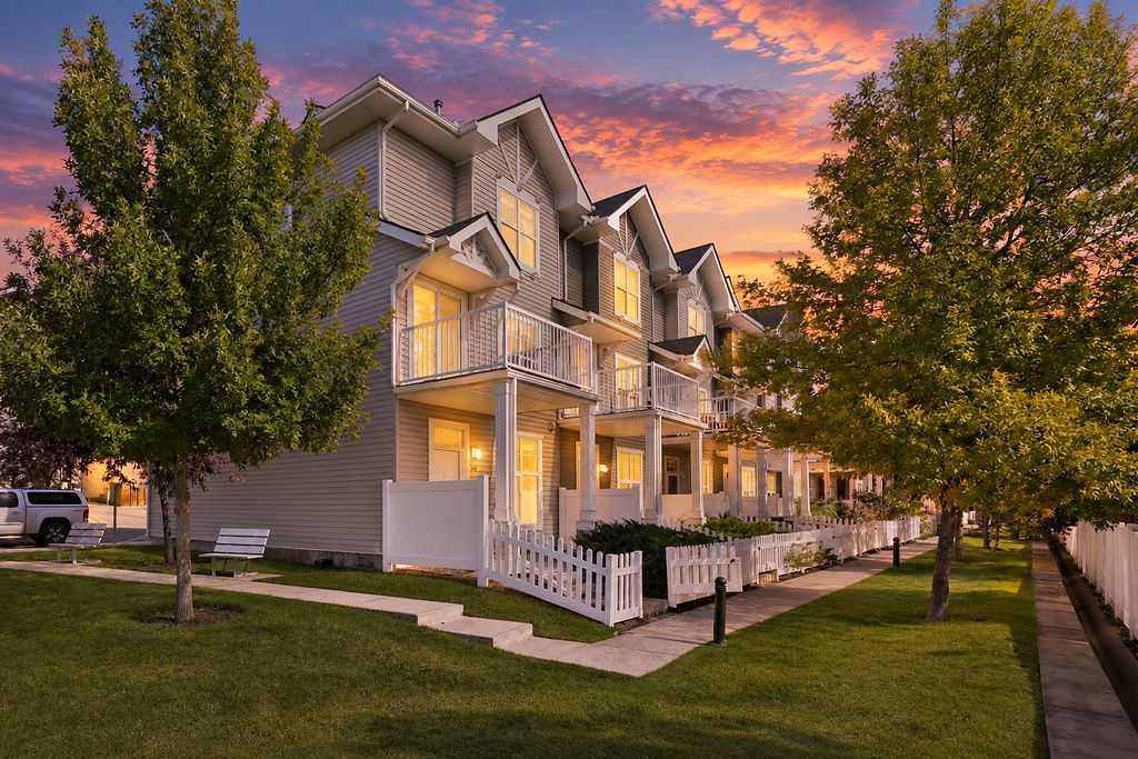 Picture of 75 Toscana Gardens NW, Calgary Real Estate Listing