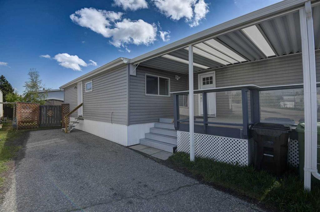 Picture of 485, 3223 83 Street NW, Calgary Real Estate Listing
