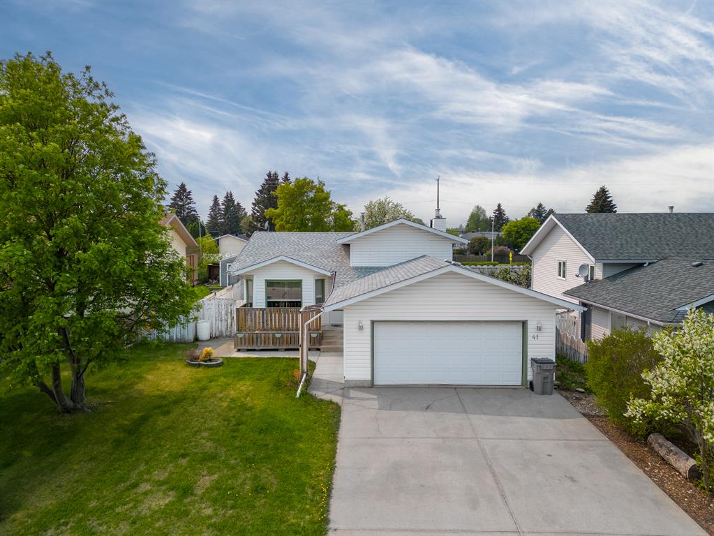 Picture of 41 Lyons Crescent , Whitecourt Real Estate Listing