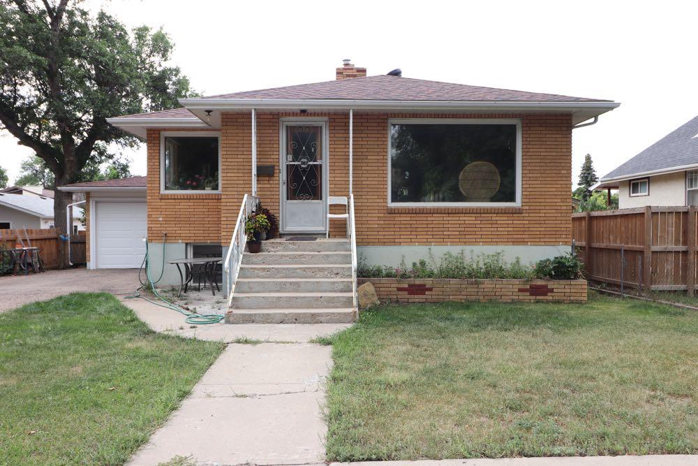 Picture of 267 3 Street NW, Medicine Hat Real Estate Listing