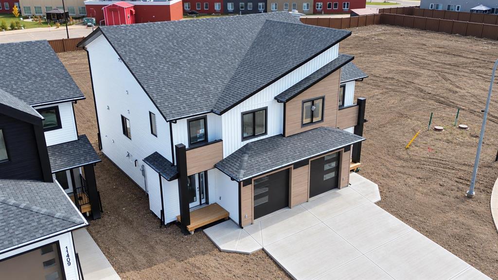 Picture of 11407 95 Street , Clairmont Real Estate Listing